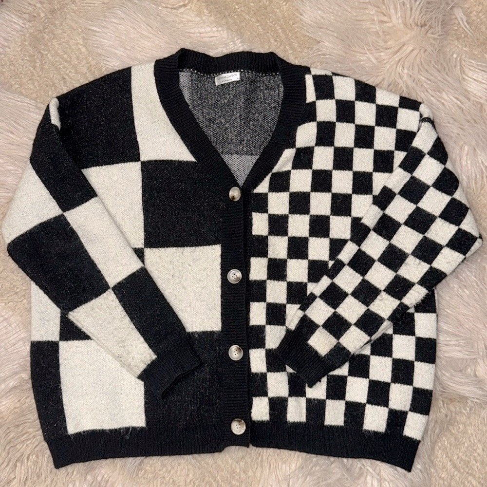 ShopStarlow checkered oversized cardigan ππ - Picture 3 of 3